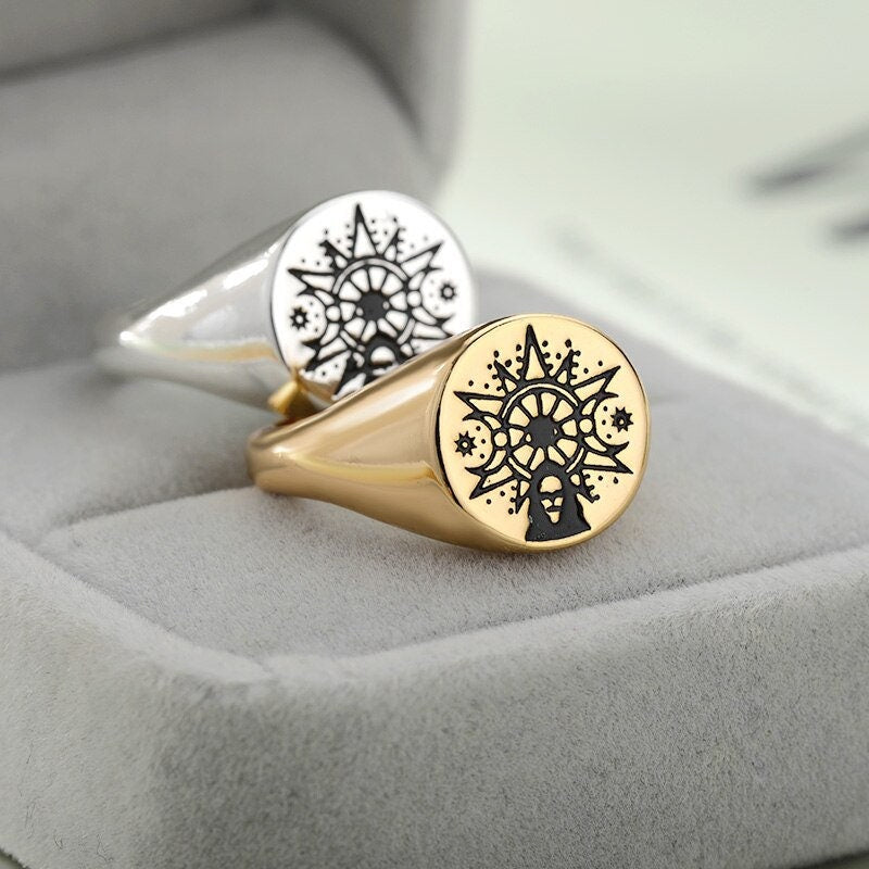 Gothic Witchcraft Ring, 18K Gold Witchcraft Ring, Enchantress Ring, Gold Enchantress Ring, Gothic Triple Moon Ring for Women, Gift for Her