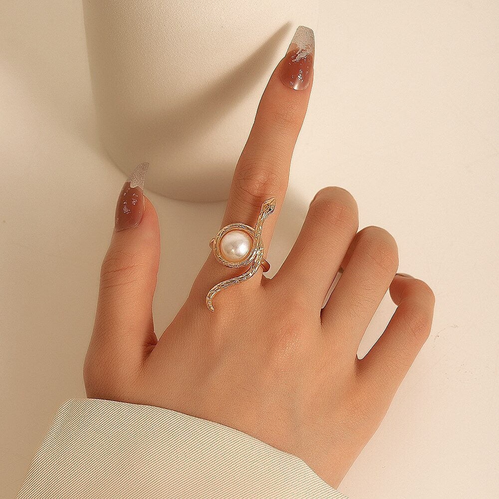 Punk Snake Ring, 18K Gold Snake Ring, Gothic Snake Ring, Imitation Pearl Snake Ring, Punk Fashion Ring for Women, Gift for Her