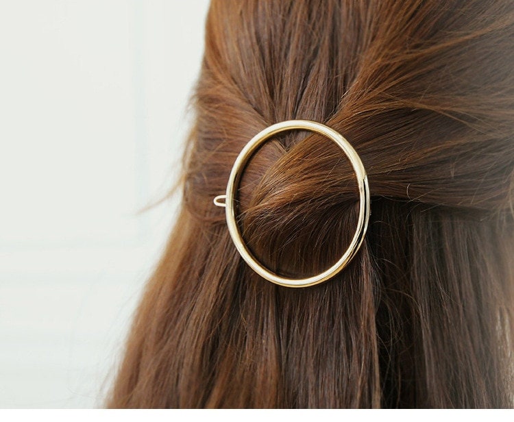 Boho Cute Circle , 18K Gold Everyday Hair Clip Pin, Dainty Minimalist Jewelry, Delicate Handmade  for Women, Gift for Her