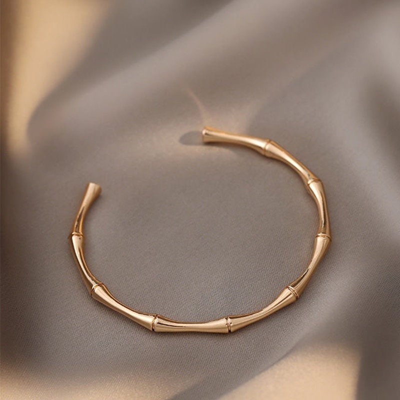 Boho Hippie Bamboo Bangle , 18K Gold Layered Yogi Bracelet, Dainty Minimalist Jewelry, Delicate Handmade for Women, Gift for Her