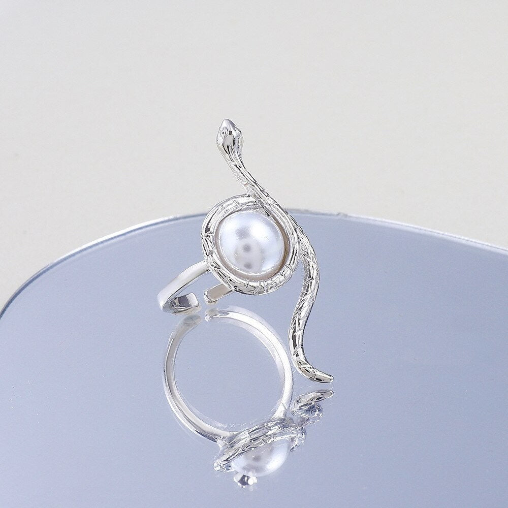 Punk Snake Ring, 18K Gold Snake Ring, Gothic Snake Ring, Imitation Pearl Snake Ring, Punk Fashion Ring for Women, Gift for Her