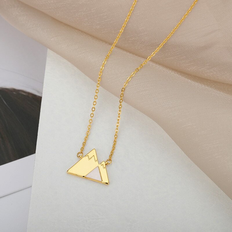 Boho Snowy Mountain Travel Pendant, 18K Gold Layered Yogi Necklace, Dainty Minimalist Jewelry, Delicate Handmade for Women, Gift for Her