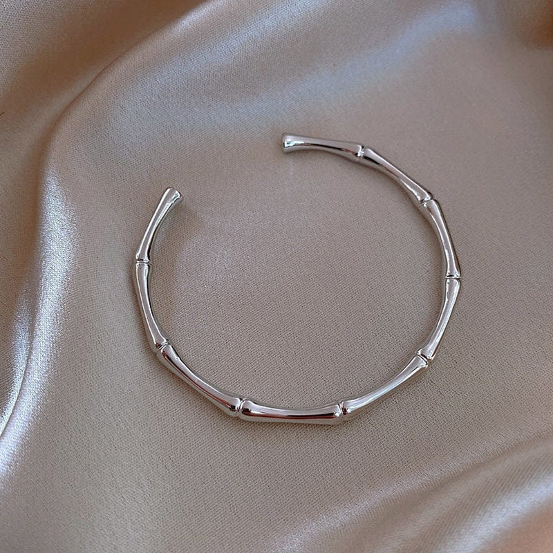 Boho Hippie Bamboo Bangle , 18K Gold Layered Yogi Bracelet, Dainty Minimalist Jewelry, Delicate Handmade for Women, Gift for Her