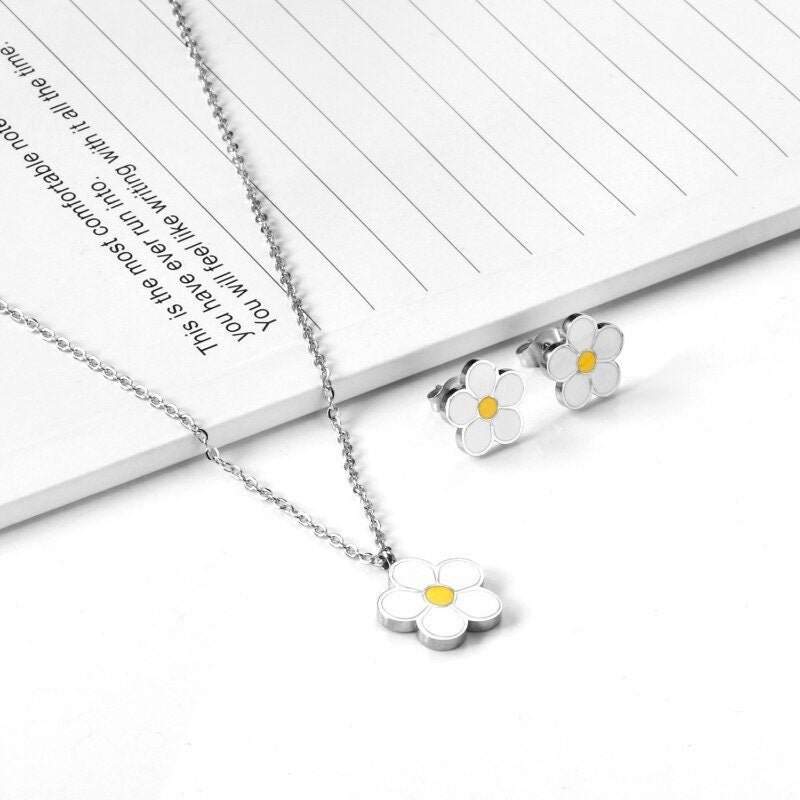 Daisy Flower Pendant, Blossom Flower Earrings, 18K Gold Necklace, Dainty Minimalist Jewelry, Boho Delicate Handmade for Women, Gift for Her