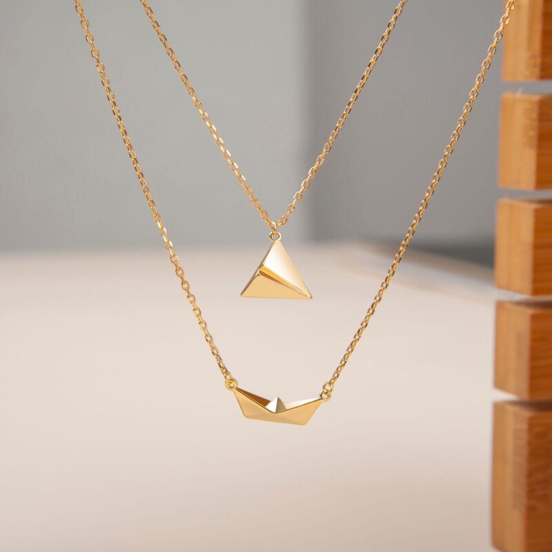 Paper Plane Boat Necklace, Origami Plane Boat Pendant, 18K Gold Necklace, Dainty Minimalist Jewelry, Delicate Handmade, Gift for Her