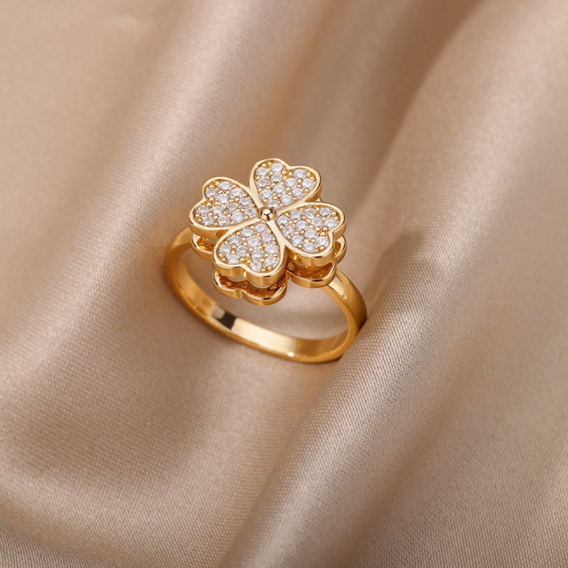 Gold Zircon Flower Spinner Ring, Flower Crystal Ring, 18K Gold Floral Ring, Dainty Minimalist Jewelry, Delicate for Women, Gift for Her
