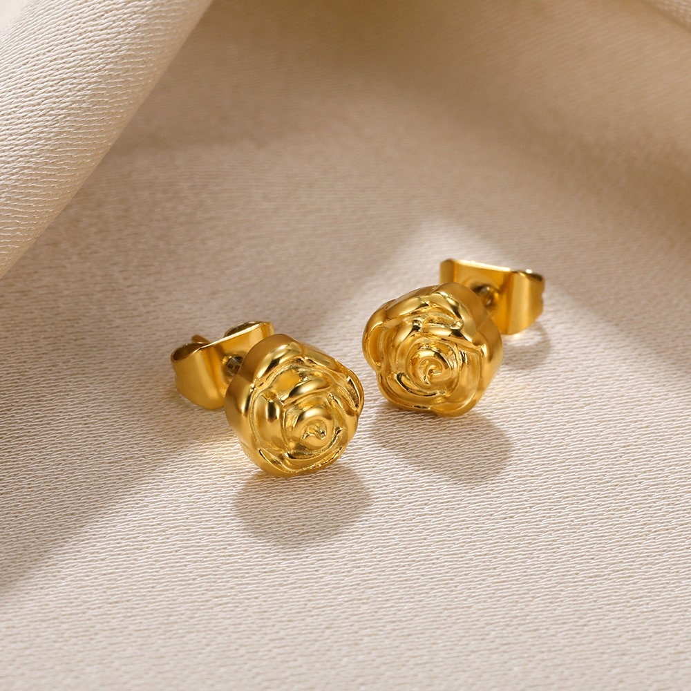Boho Rose Studs Earrings, Punk Rose Studs Earrings, Gold Heart Earrings, 18K Gold Flower Earrings, Dainty Minimalist for Women, Gift for Her