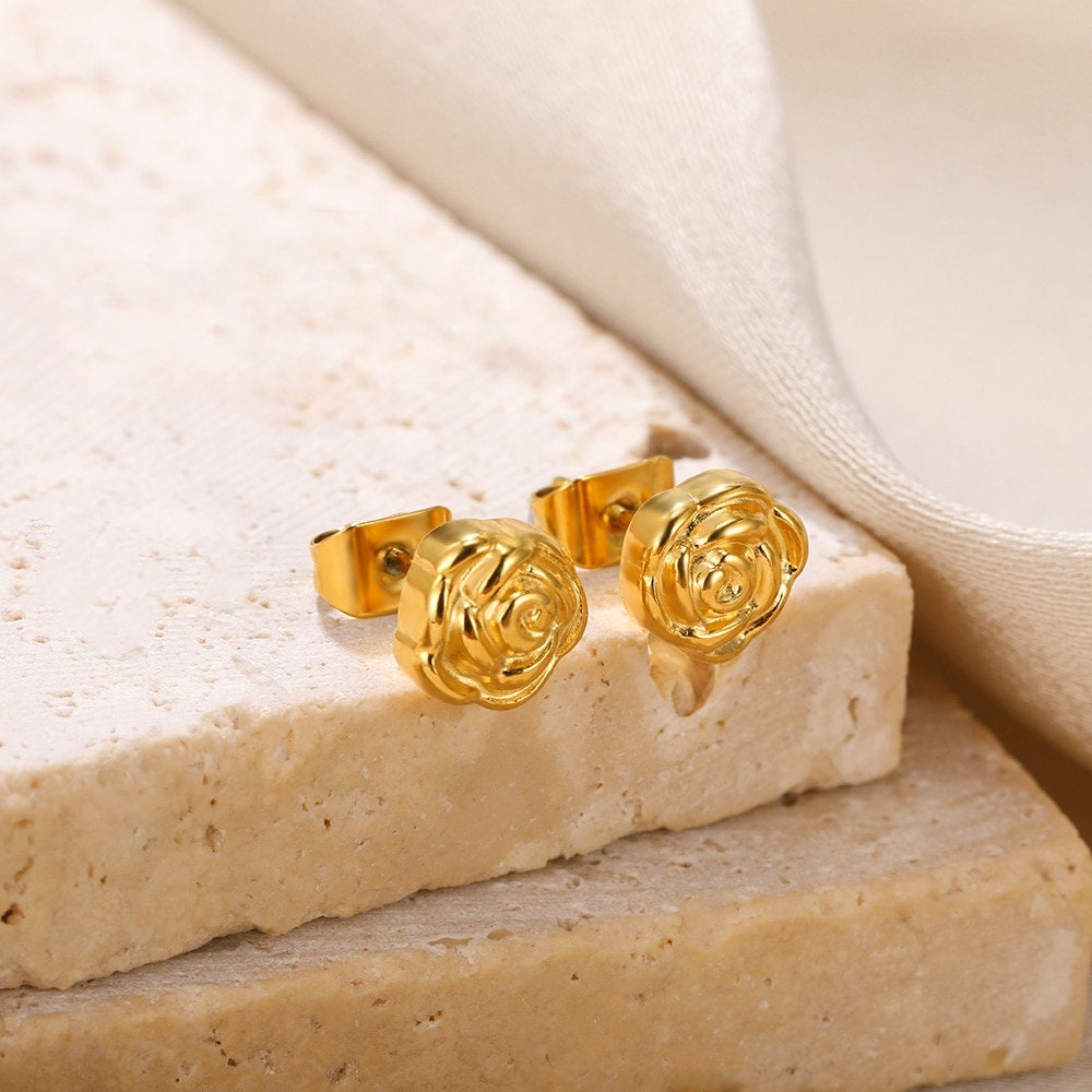 Boho Rose Studs Earrings, Punk Rose Studs Earrings, Gold Heart Earrings, 18K Gold Flower Earrings, Dainty Minimalist for Women, Gift for Her