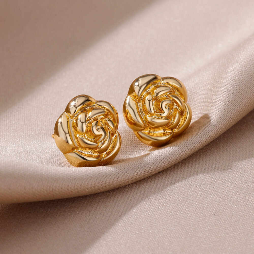 Boho Rose Stud Earrings, Gold Rose Earrings, 18K Gold Earrings, Flower Stud Earrings, Dainty Minimalist Floral for Women, Gift for Her