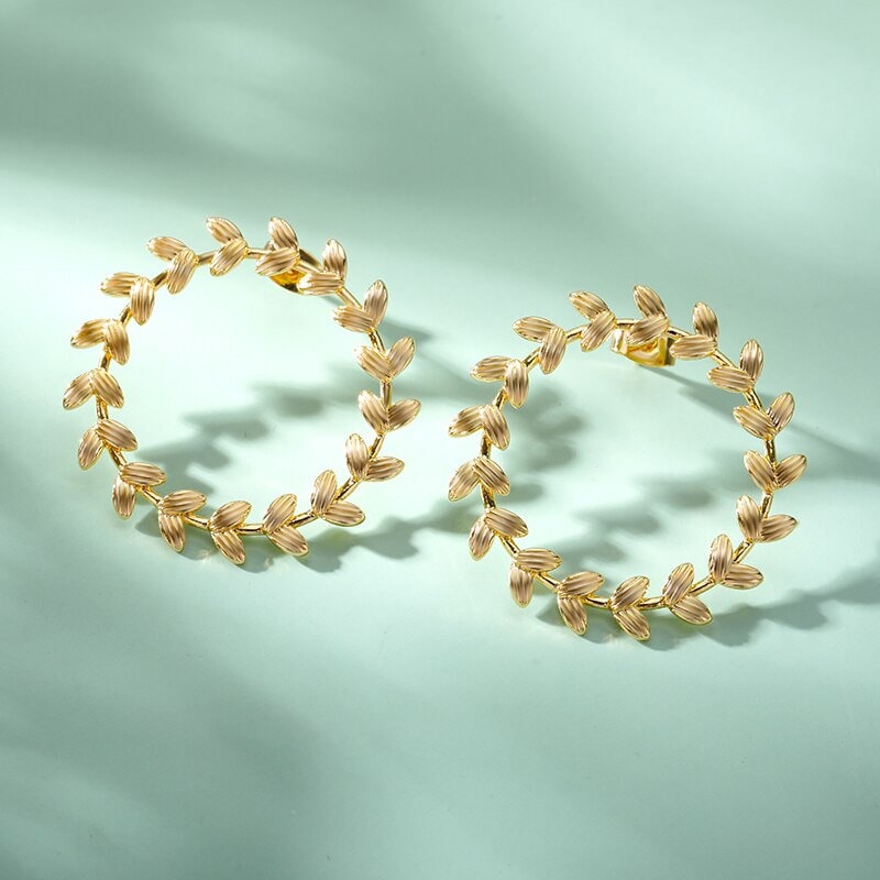 Boho Greek Wreath Leaves Earrings, Gold Leaves Stud Earrings, Circle Shaped Leaves Earrings for Women, Dainty Minimalist, Gift for Her