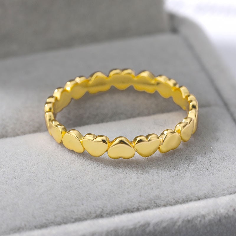 Dainty Minimalist Heart Engagement Ring, 18K Gold Heart Ring, Boho Cute Heart Band, Punk Heart Ring for Women, Gift for Her