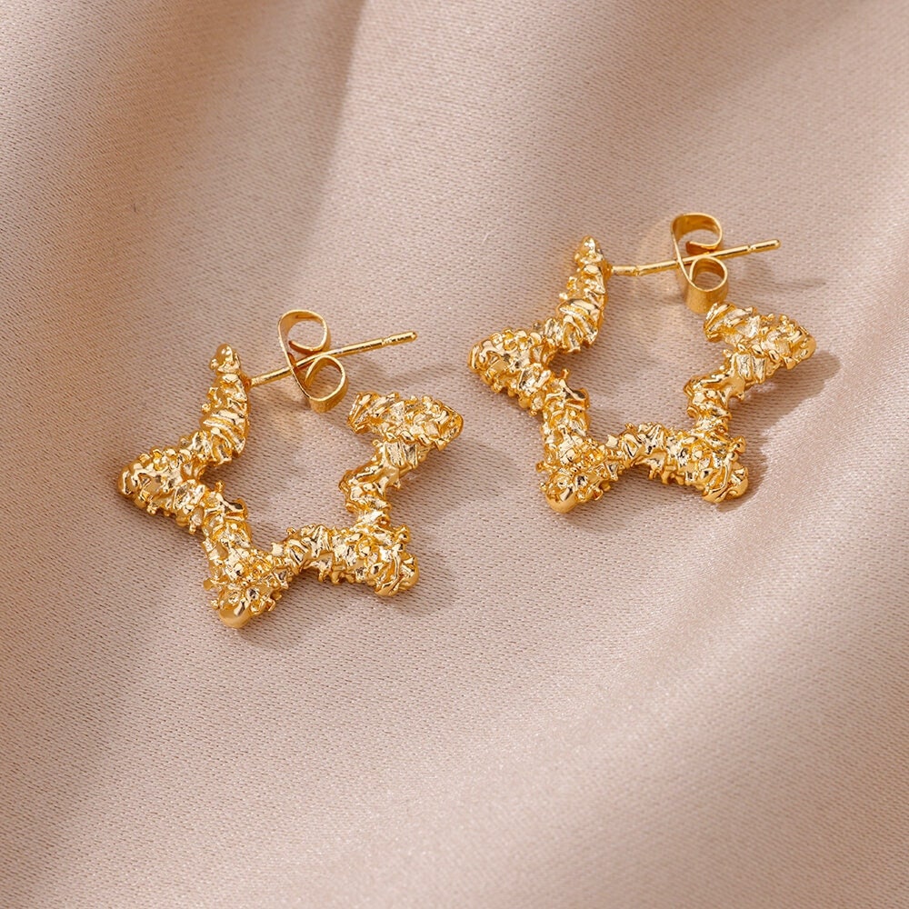 Boho Star Drop Earrings, Gold Star Dangle Earrings, 18K Gold Star Earrings, Punk Star Dainty Minimalist Earrings for Women, Gift for Her