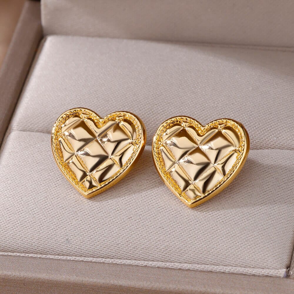 Punk Heart Stud Earrings, Gold Heart Earrings, 18K Gold Heart Studs, Boho Dainty Minimalist Heart Earrings for Women, Gift for Her