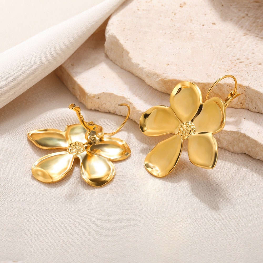 flower earrings, delicate daisy flower stud earrings 925 sterling silver far fetched, delicate daisy flower stud earrings 925 sterling silver, flower diamond earrings, flower stud earring stainless steel, flower earrings gold, round flower earrings paparazzi