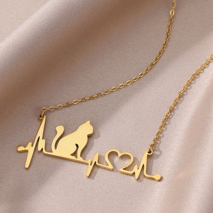Boho Cute Cat Pendant, Gold Cat Heart Necklace, 18K Gold, Dainty Minimalist Animal Lovers for Women, Gift for Her