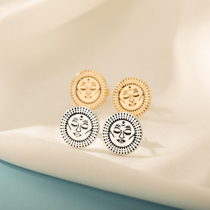 Gothic Tarot Face Stud Earrings, Gold Punk Face Earrings, 18K Gold Circle Studs, Punk Dainty Boho Gothic Jewelry for Women, Gift for Her