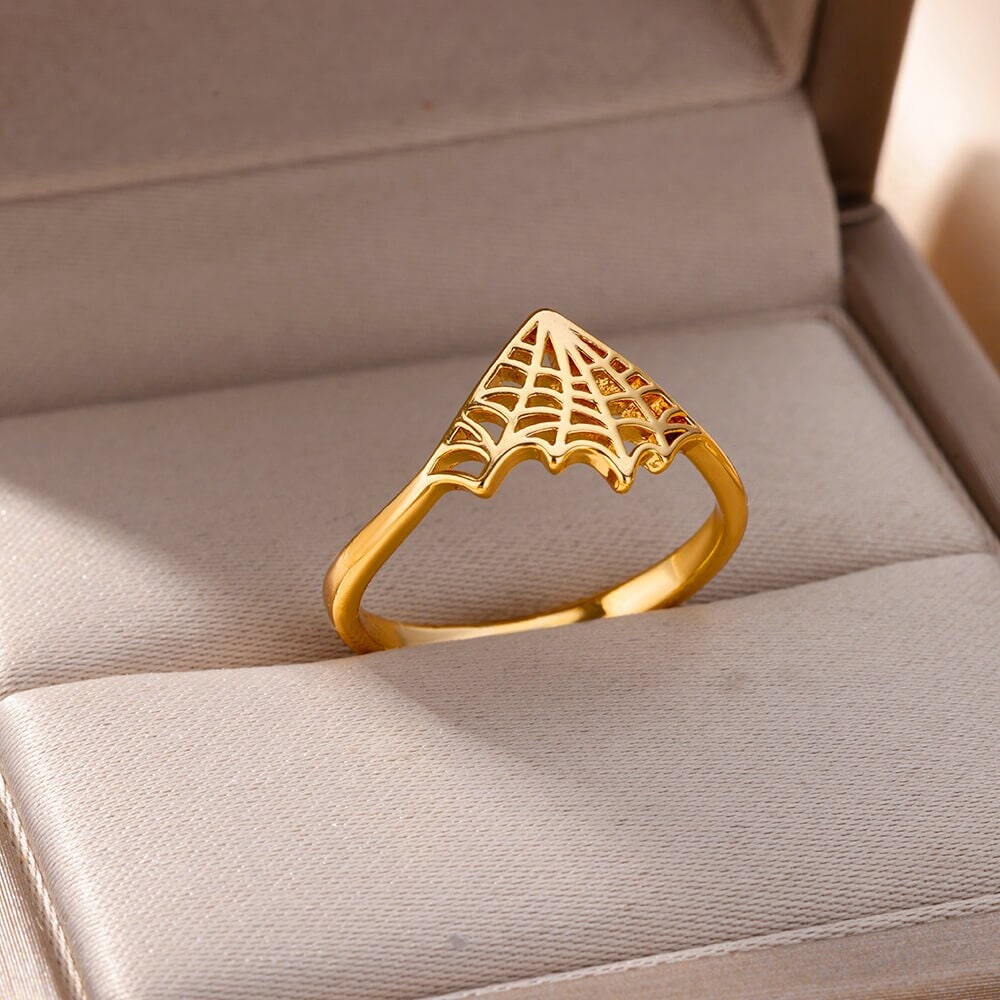 Punk Spider Web Ring, Gold Spider Web Ring, 18K Gold Web Ring, Gothic Halloween Dainty Minimalist Ring for Women, Gift for Her