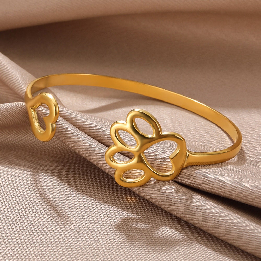 Boho Pet Paw Bangle, 18K Gold Pet Paw Bracelet, Punk Pet Heart Bangle, Dainty Minimalist Gold Bangle for Women, Gift for Her