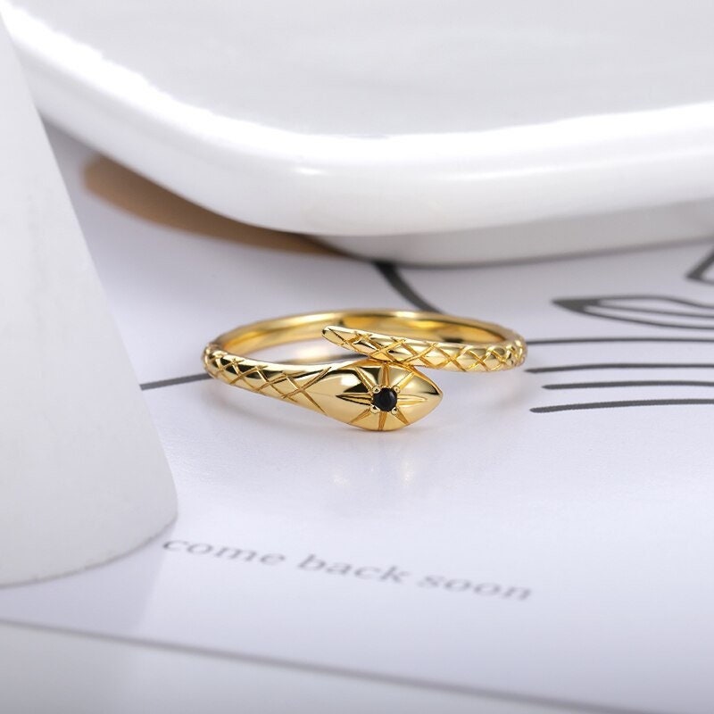 Punk 18K Gold Snake Ring, Gothic Crystal Snake Ring, Cubic Zirconia Dainty Minimalist Snake Ring for Women, Boho Punk, Gift for Her