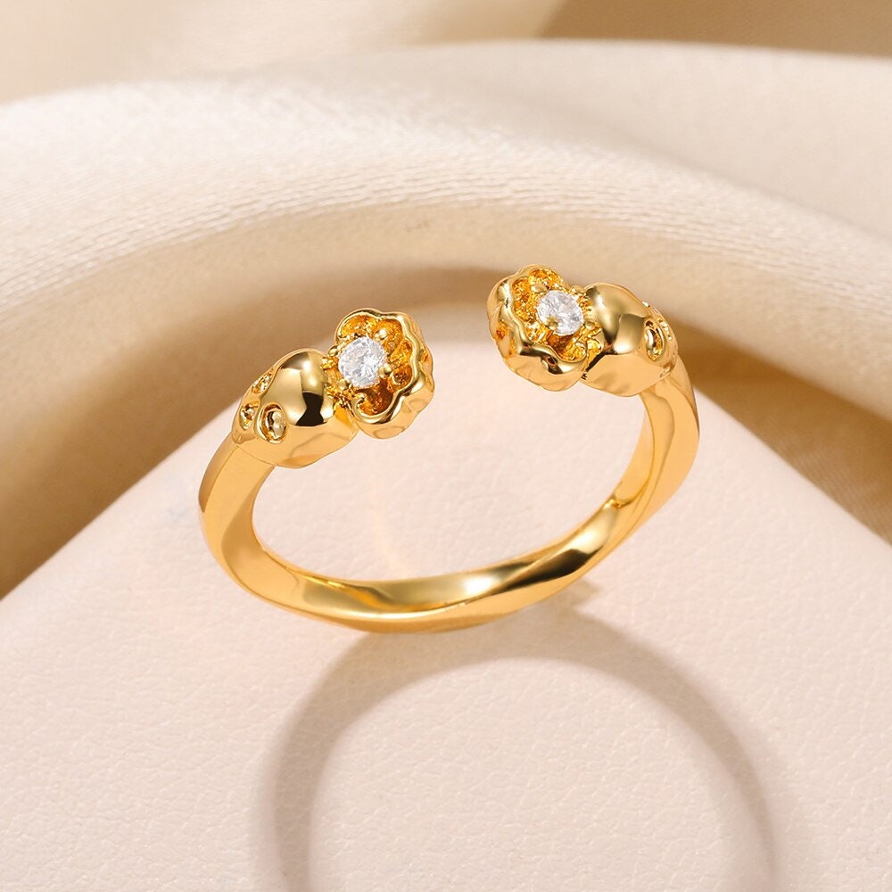 Punk Gold Skull Rose Ring, Gothic 18K Gold Skull Rose Ring, Boho Dainty Minimalist Adjustable Cubic Zirconia Ring for Women, Gift for Her